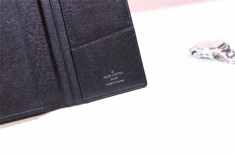 I W Fashion Lu-Vi bags - 10880