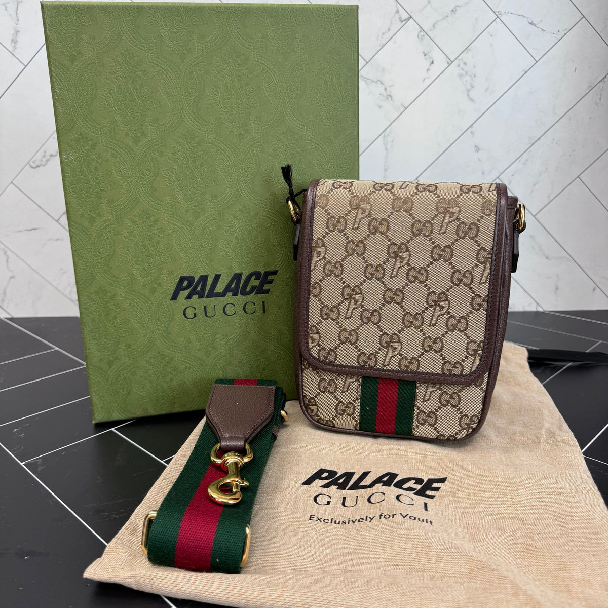 BRAND NEW- Gucci Palace Canvas Sherry Line Crossbody Bag
