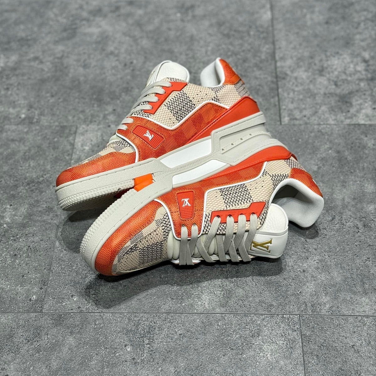 LOU TRAINERS