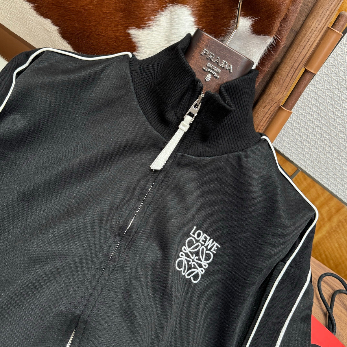 LOEW BOMBER