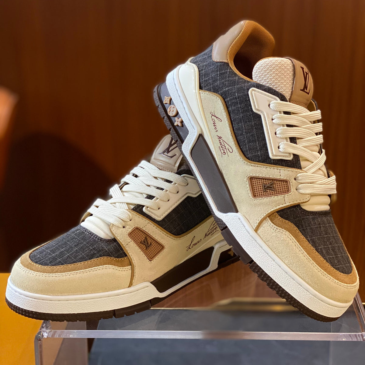 LOU TRAINERS