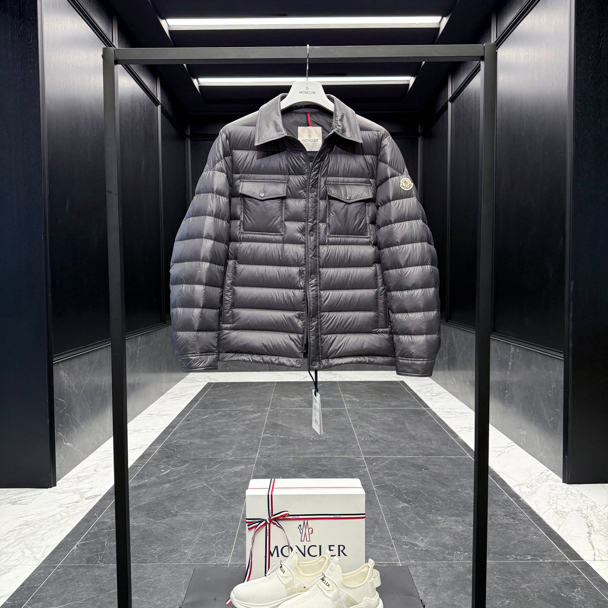 MONC CHAMBLY JACKET
