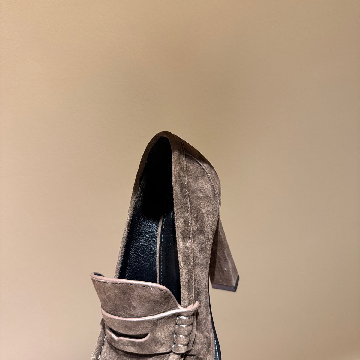 SL HEELS