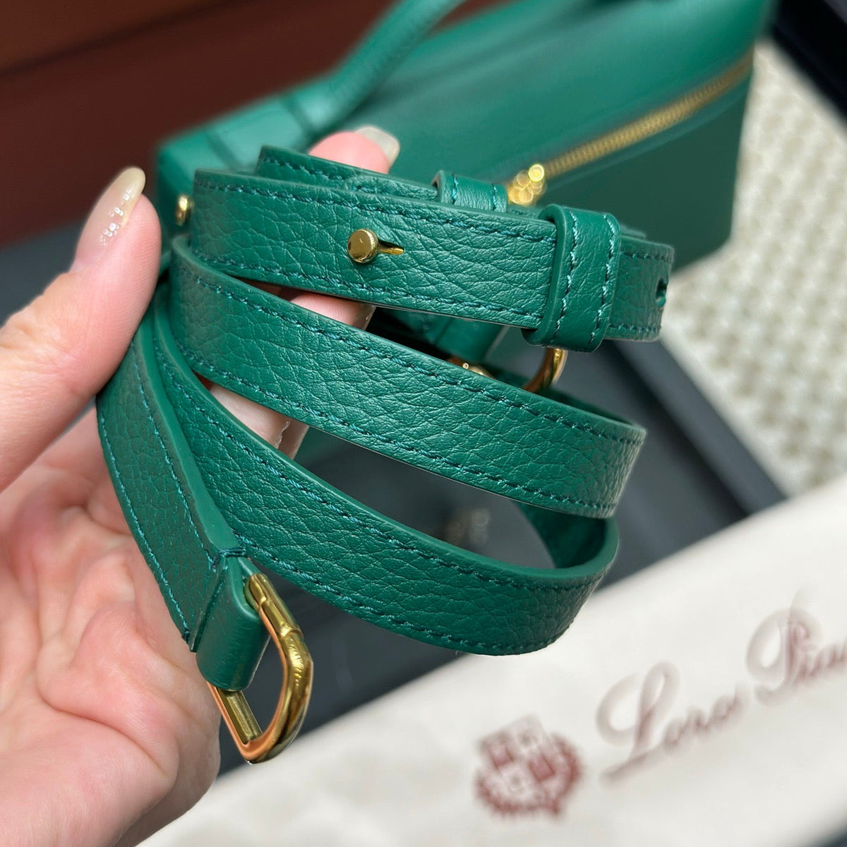 LORO P EXTRA POCKET L19 BAG