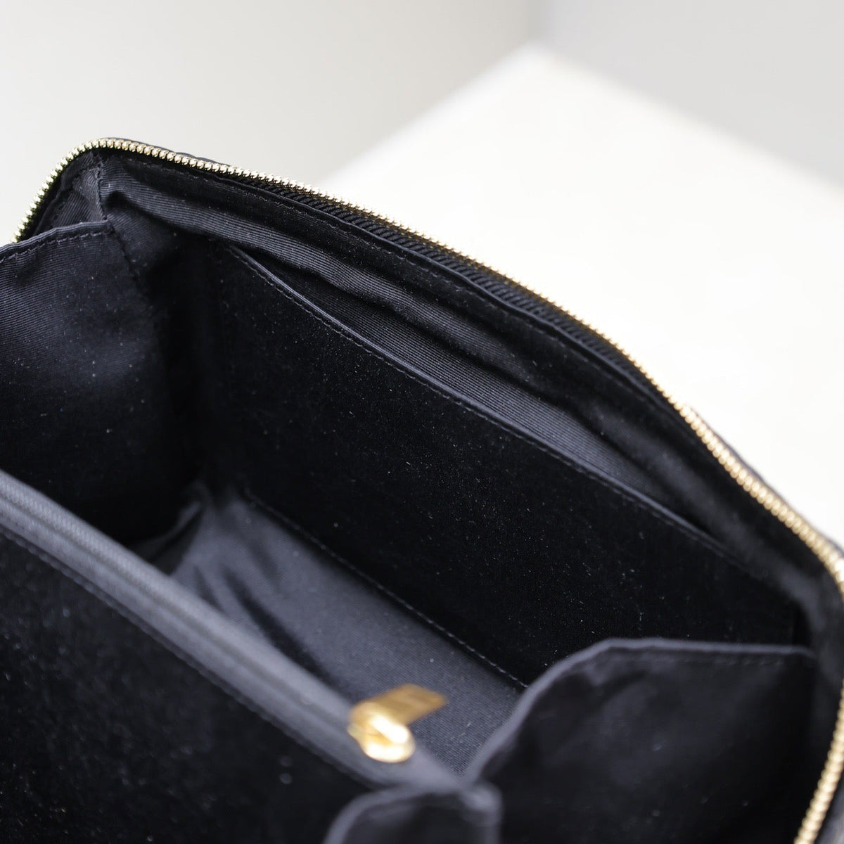 SL GABY POUCH