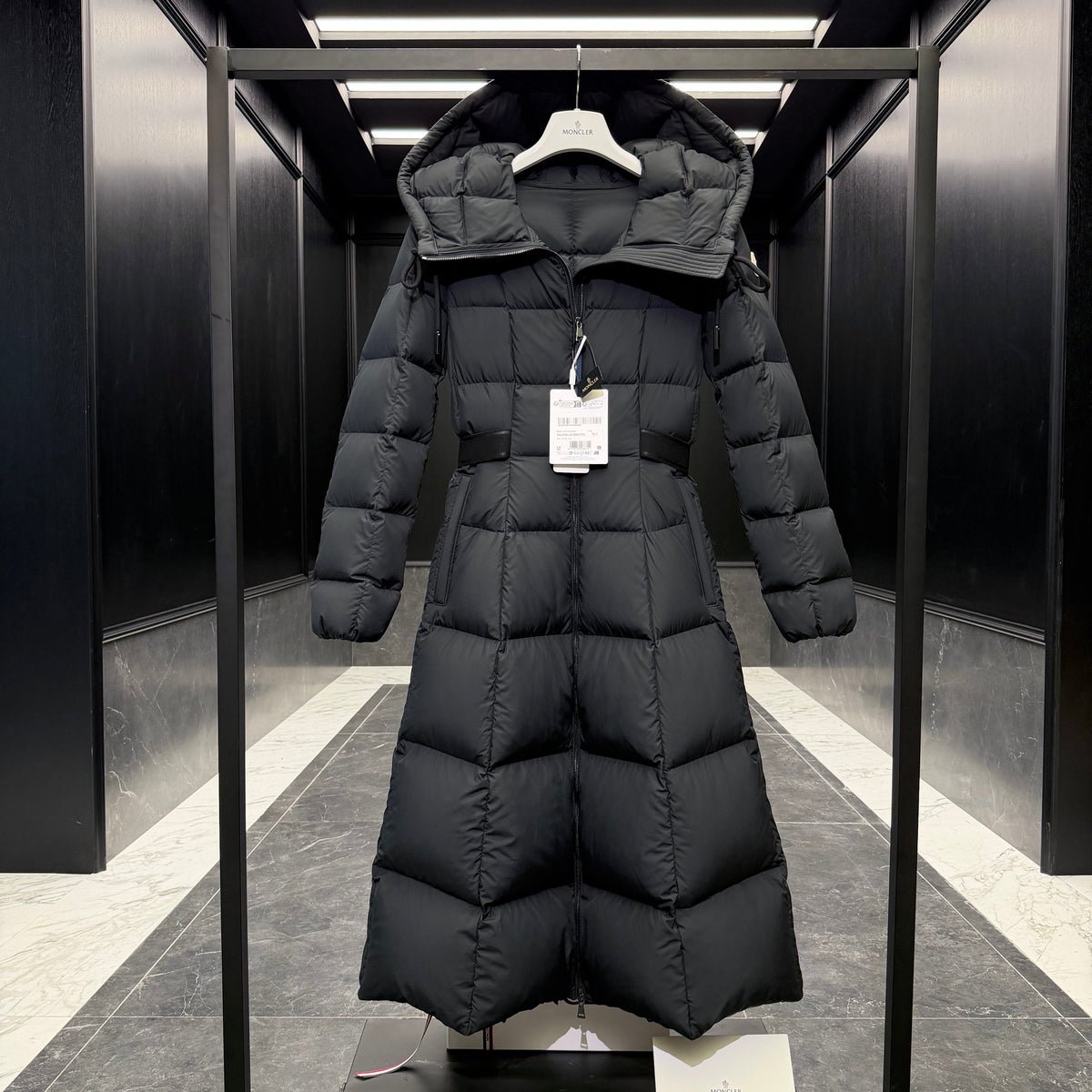 MONC FAUCON COAT