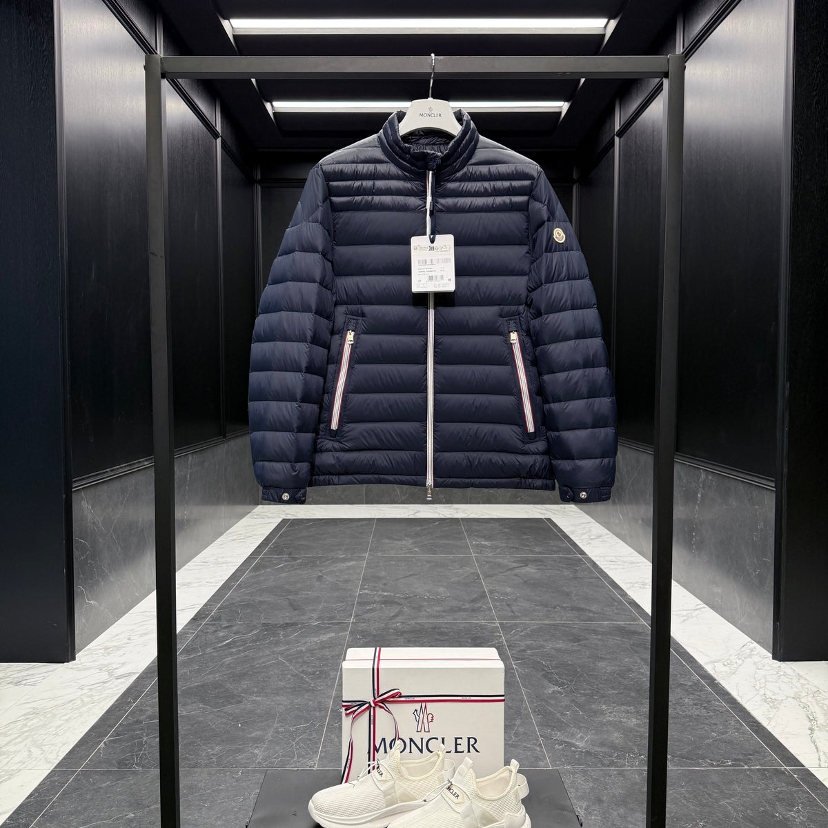 MONC DANIEL JACKET
