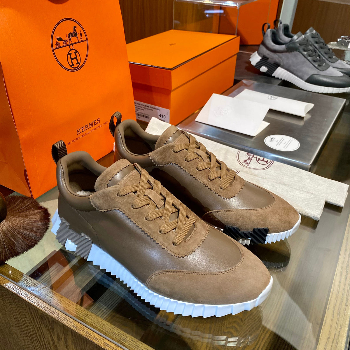 HERM BOUNCING SNEAKERS