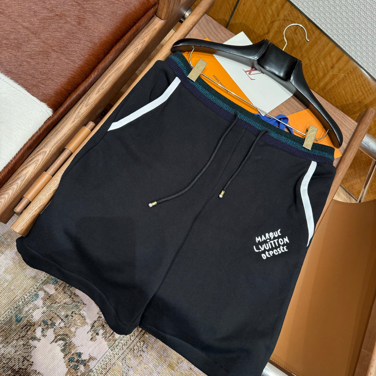 LOU SHORTS
