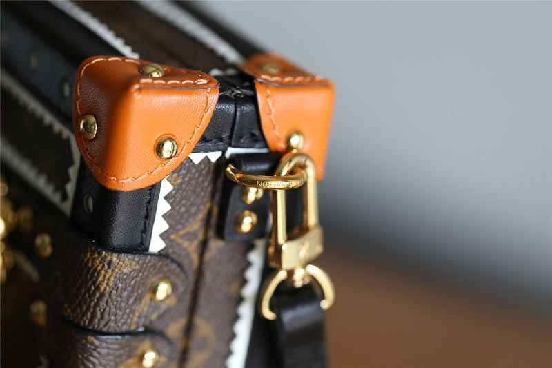 I W Fashion Lu-Vi bags - 8236