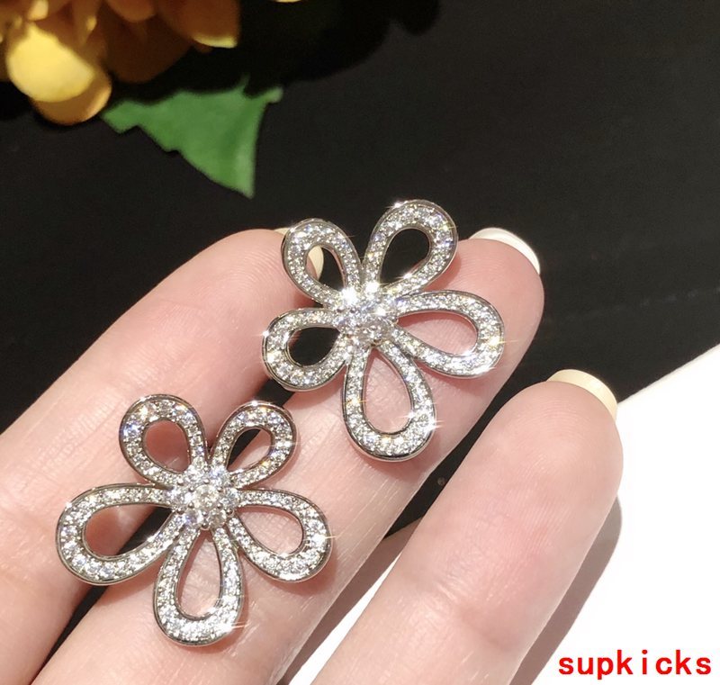 Van Cleef & Arples Jewelry
