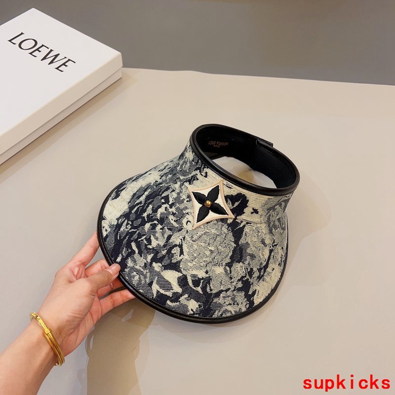 Louis Vuitton Luxury Cap