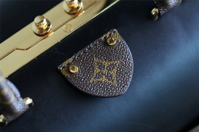 I W Fashion Lu-Vi bags - 8181