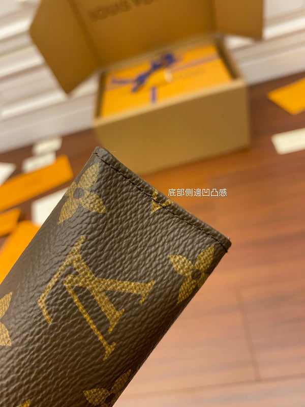 I W Fashion Lu-Vi bags - 17299