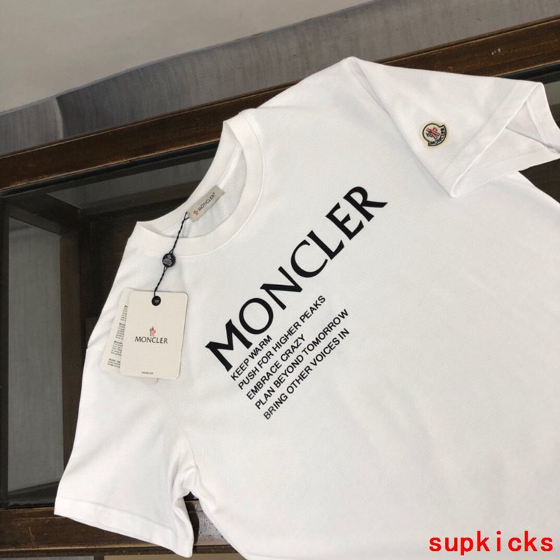 Moncler Luxury Cloth