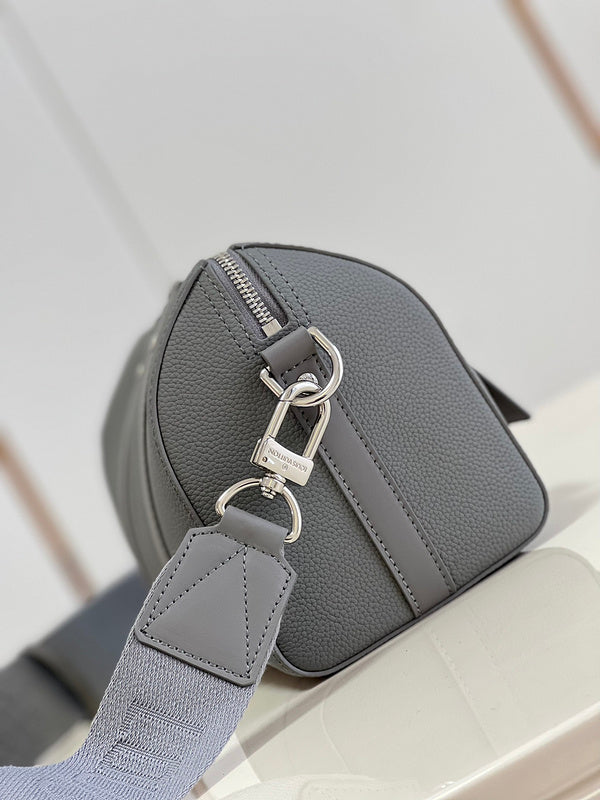 I W Fashion Lu-Vi bags - 16988