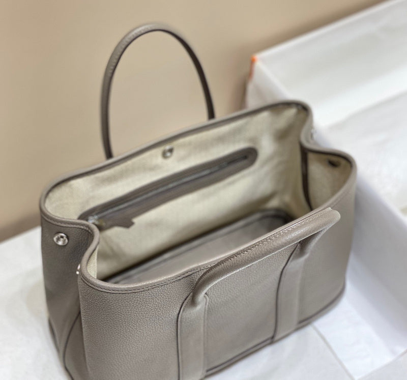 PHA - HMS Bags - 1751
