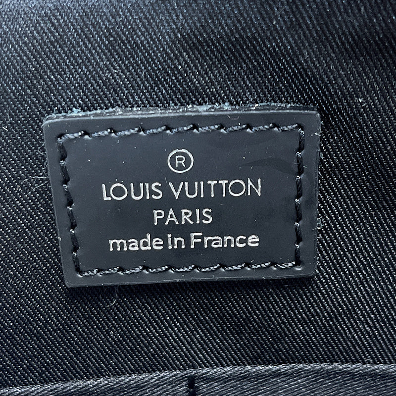 I W Fashion Lu-Vi bags - 9817