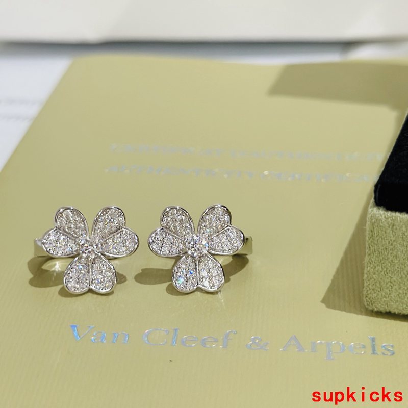 Van Cleef & Arples Jewelry