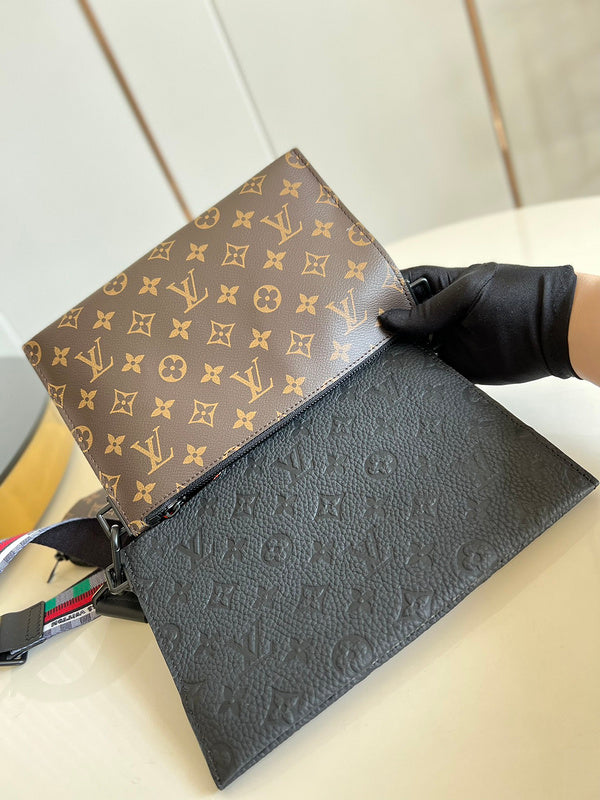 I W Fashion Lu-Vi bags - 17011