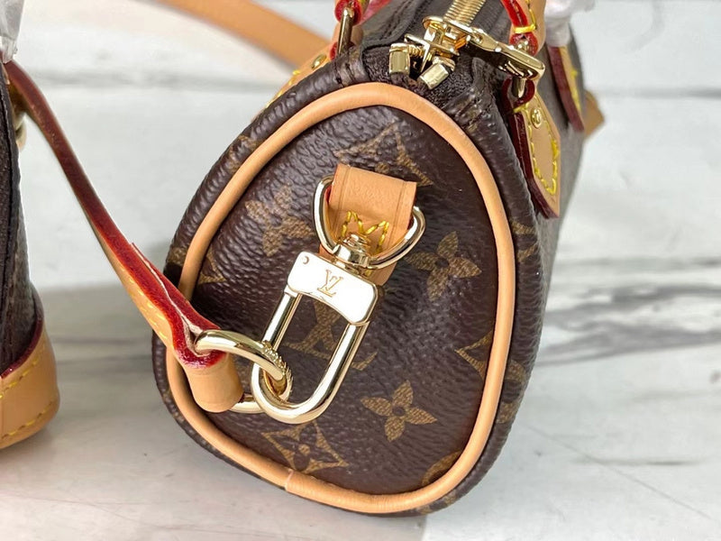 I W Fashion Lu-Vi Bags - 16943