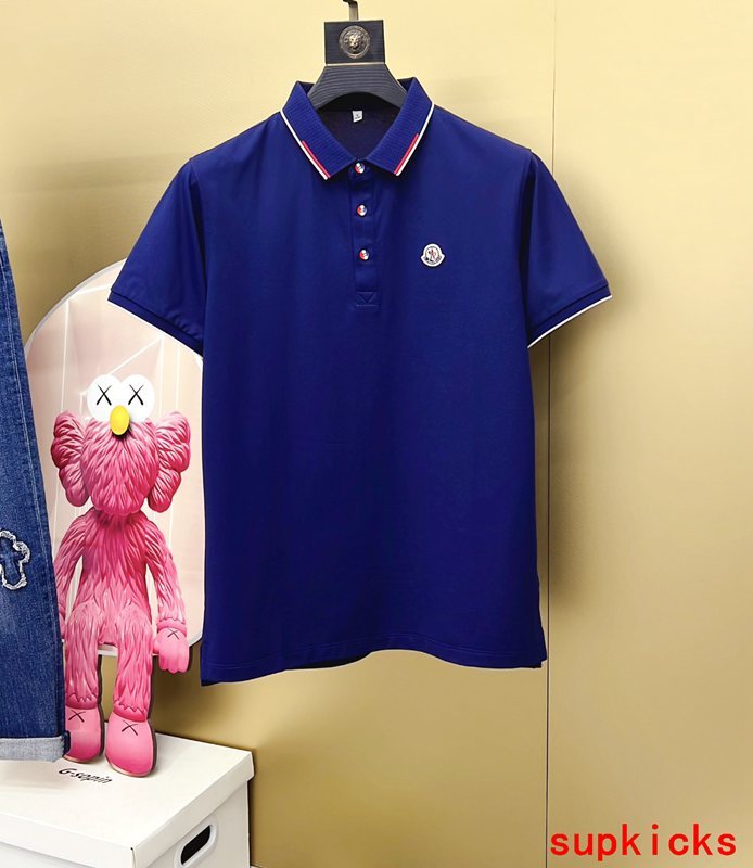 Moncler Luxury Cloth