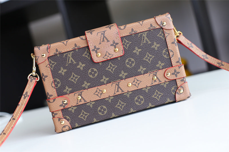 I W Fashion Lu-Vi bags - 8220