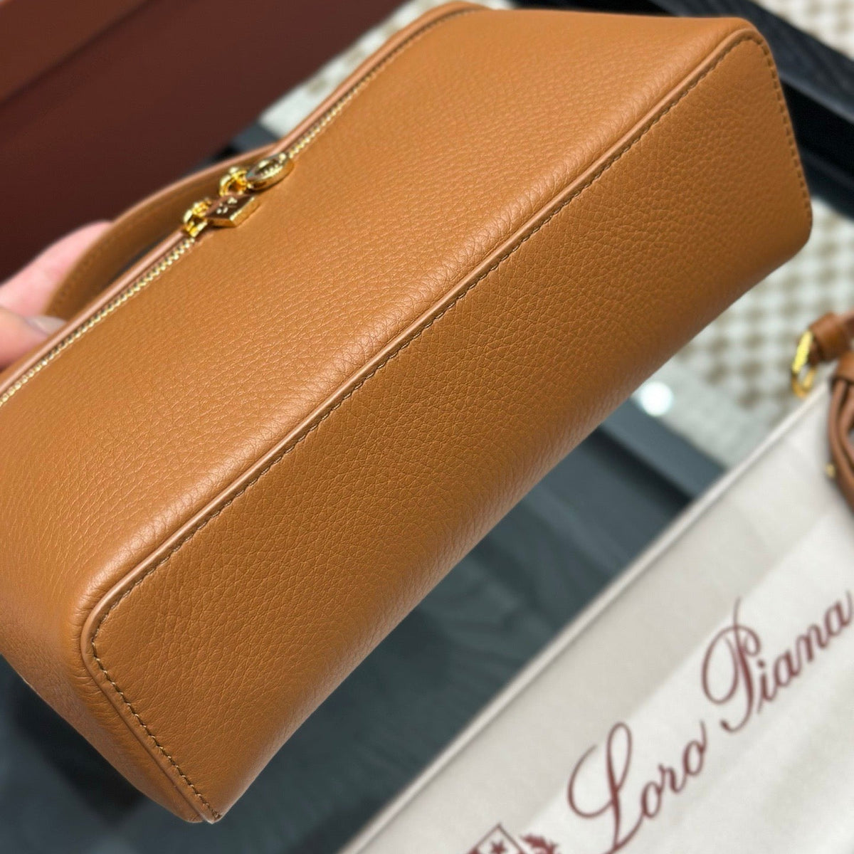 LORO P EXTRA POCKET L19 BAG