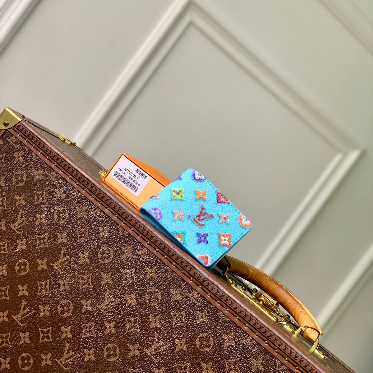 LOU SLENDER WALLET