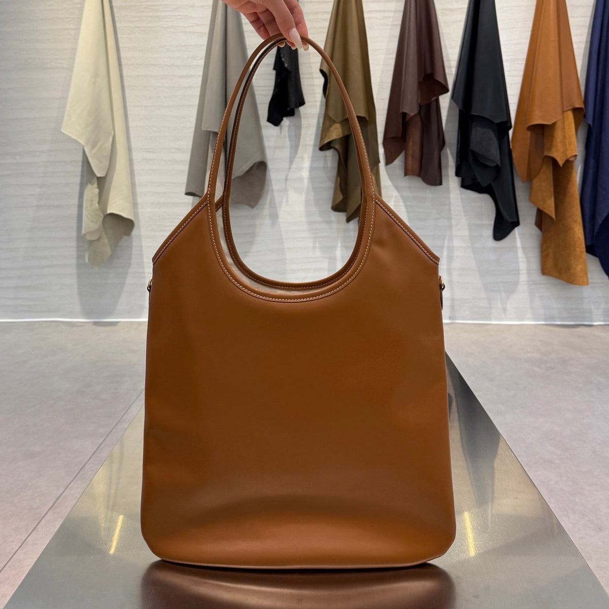 MIU M IVY LEATHER BAG