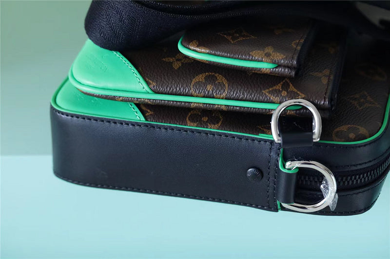 I W Fashion Lu-Vi bags - 10043