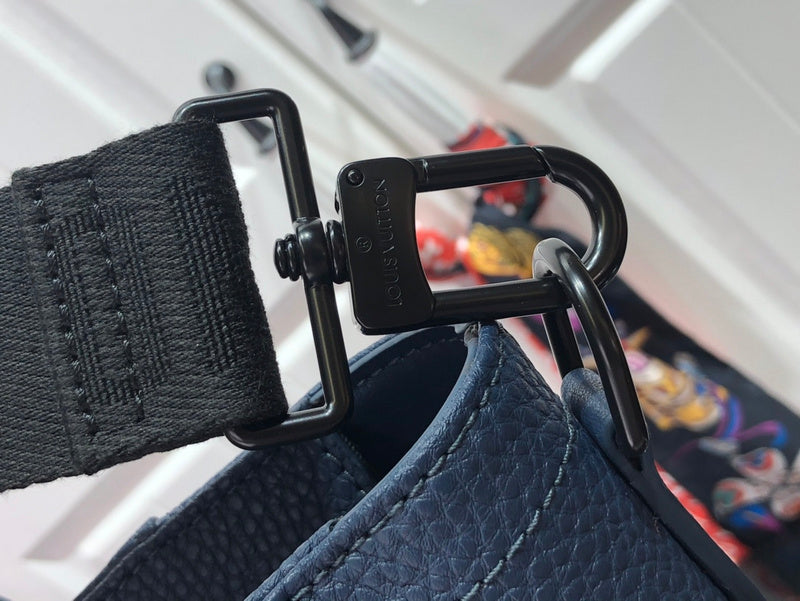 I W Fashion Lu-Vi bags - 17462