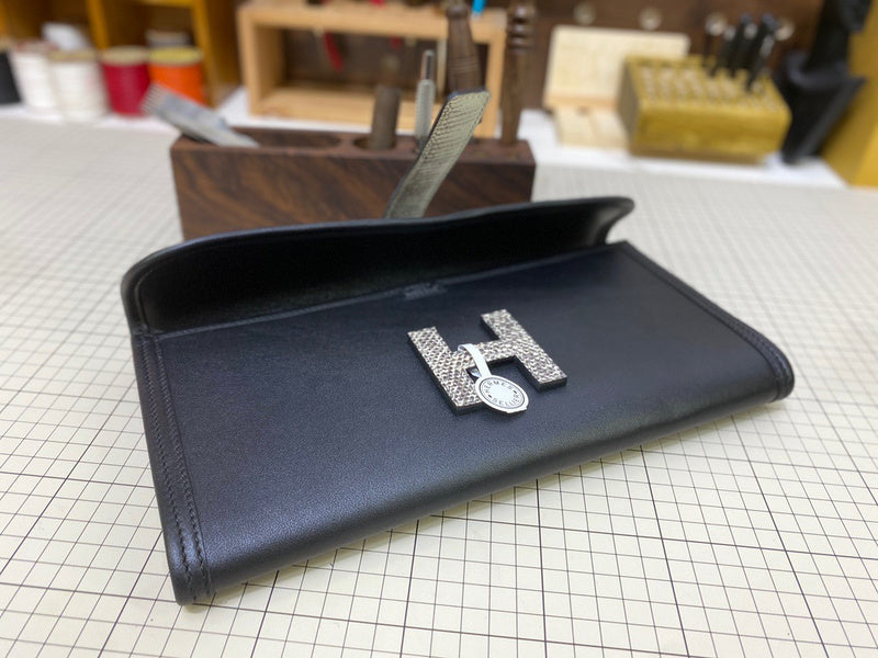 PHA - HMS Bags - 1738