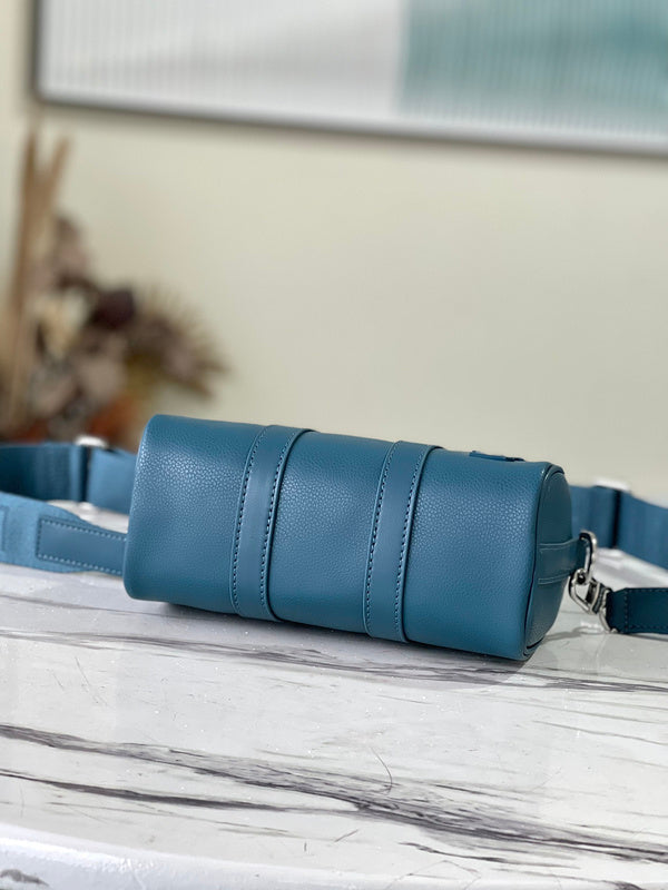 I W Fashion Lu-Vi bags - 17038