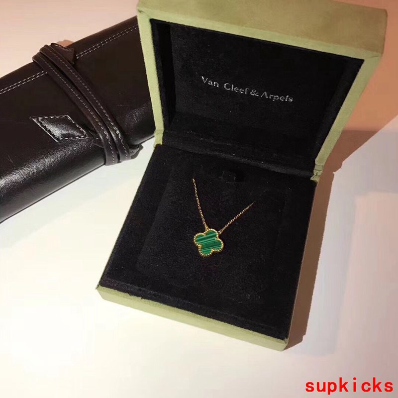 Van Cleef & Arples Jewelry