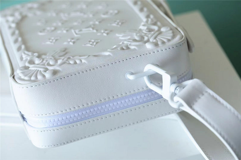 I W Fashion Lu-Vi bags - 9939