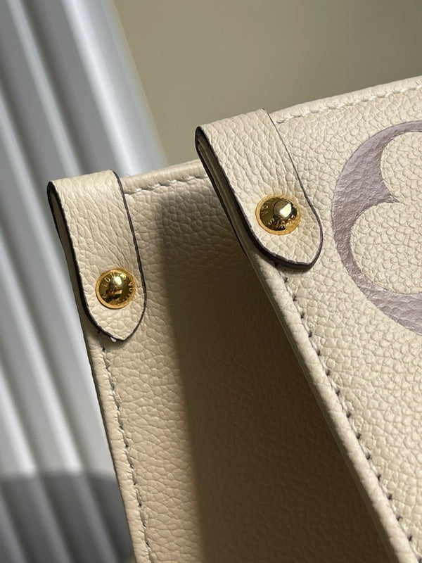 I W Fashion Lu-Vi bags - 17163