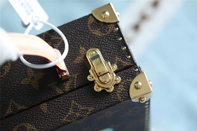 I W Fashion Lu-Vi bags - 9486