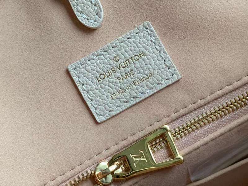 LOV2 Bags - Luxurious Bags  467