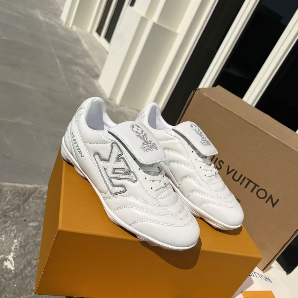 LV FOOTPRINT SOCCER SNEAKER WHITE 1AHDOI