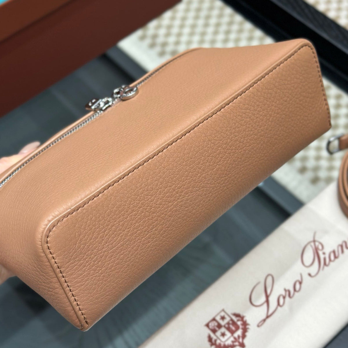 LORO P EXTRA POCKET L19 BAG