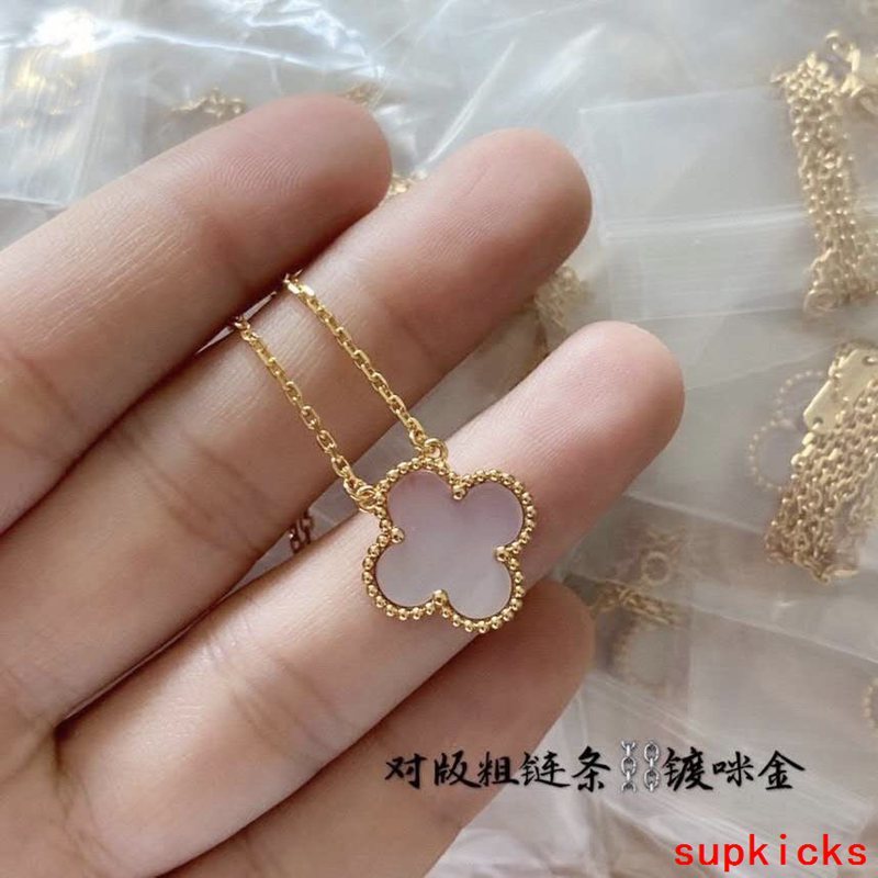 Van Cleef & Arples Jewelry
