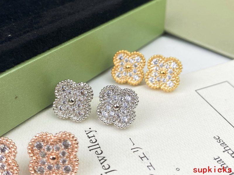 Van Cleef & Arples Jewelry