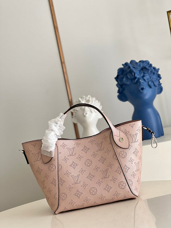 I W Fashion Lu-Vi bags - 17209