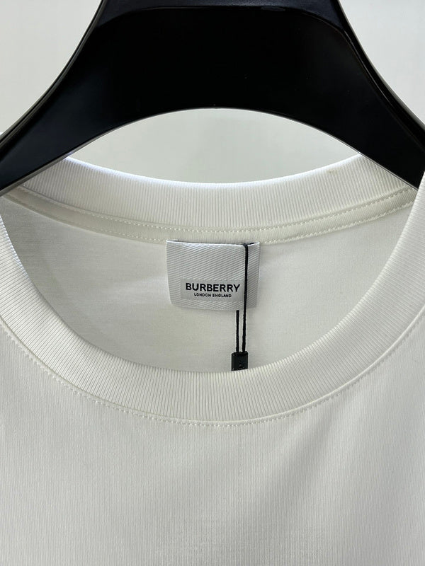 Burberry T-Shirts - 288