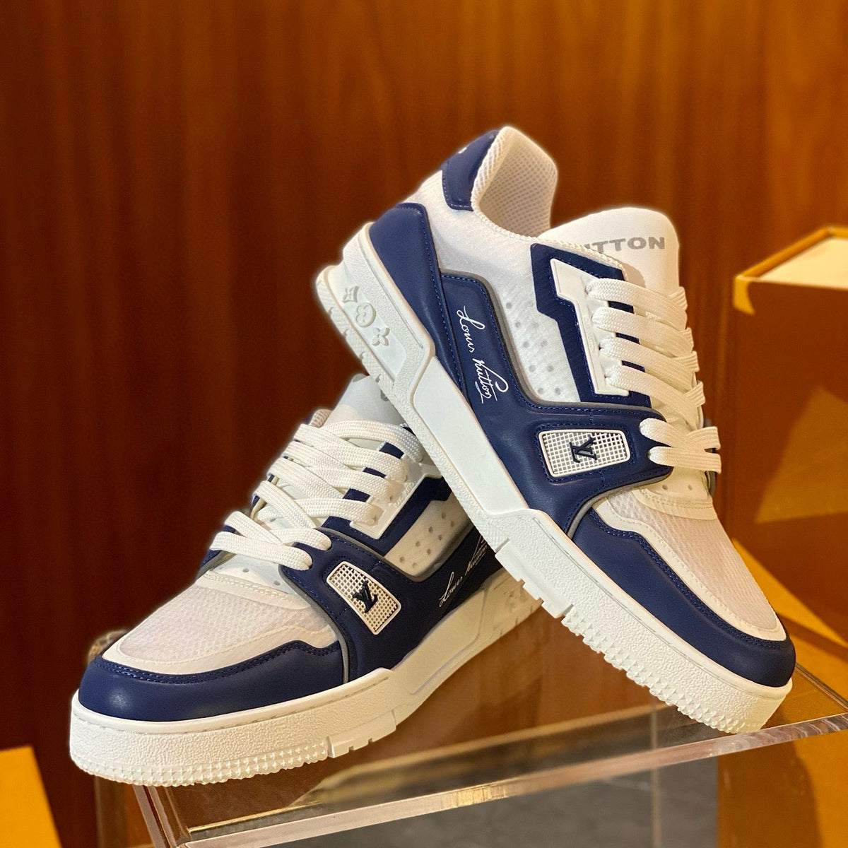 LOU TRAINERS
