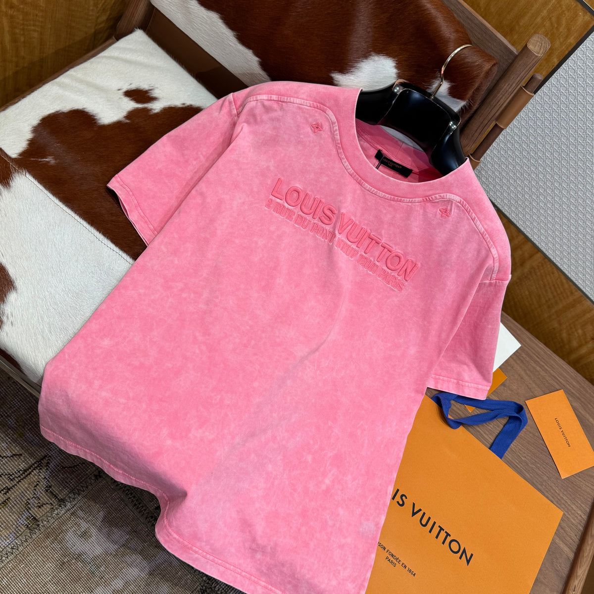 LOU T-SHIRT
