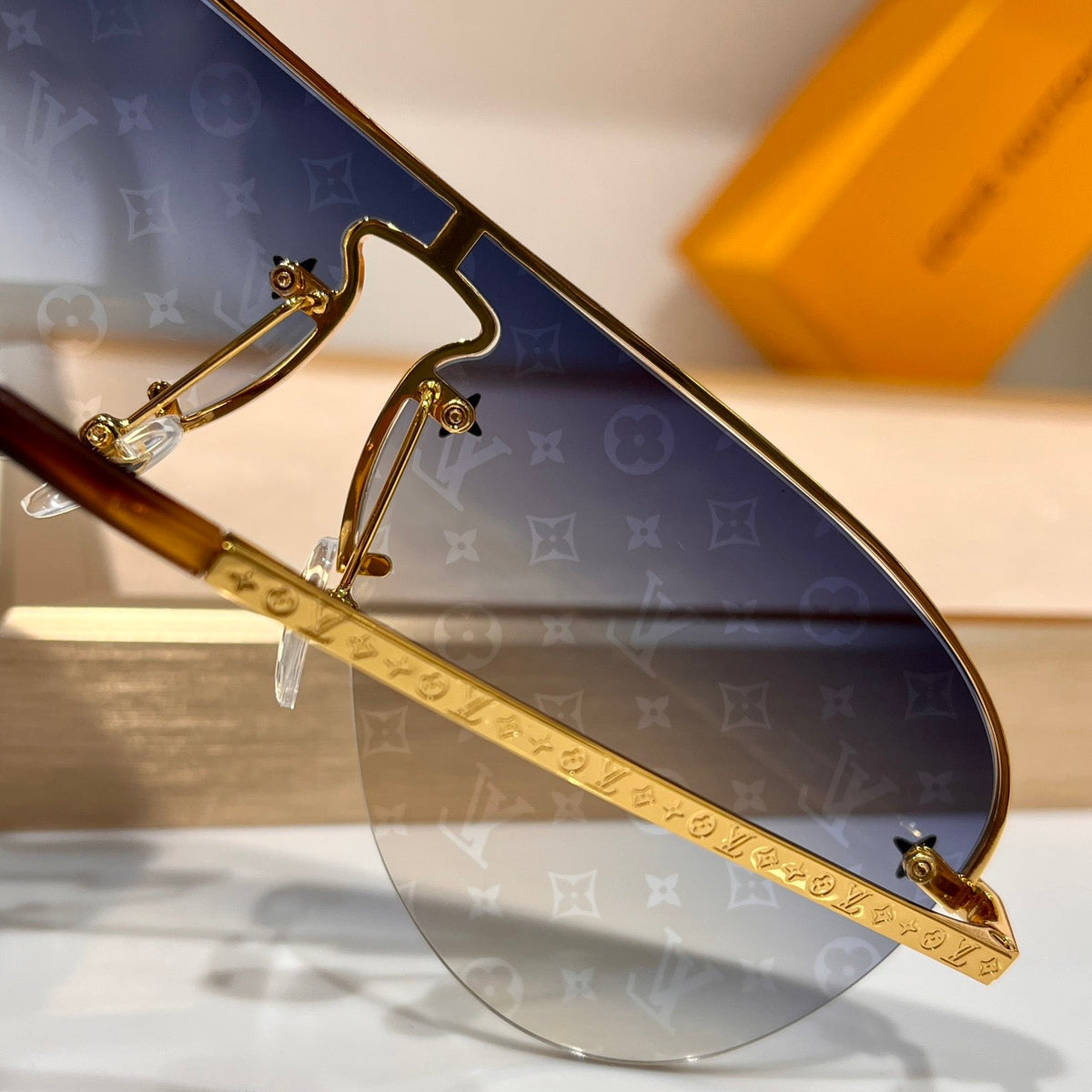 LOU SUNGLASSES