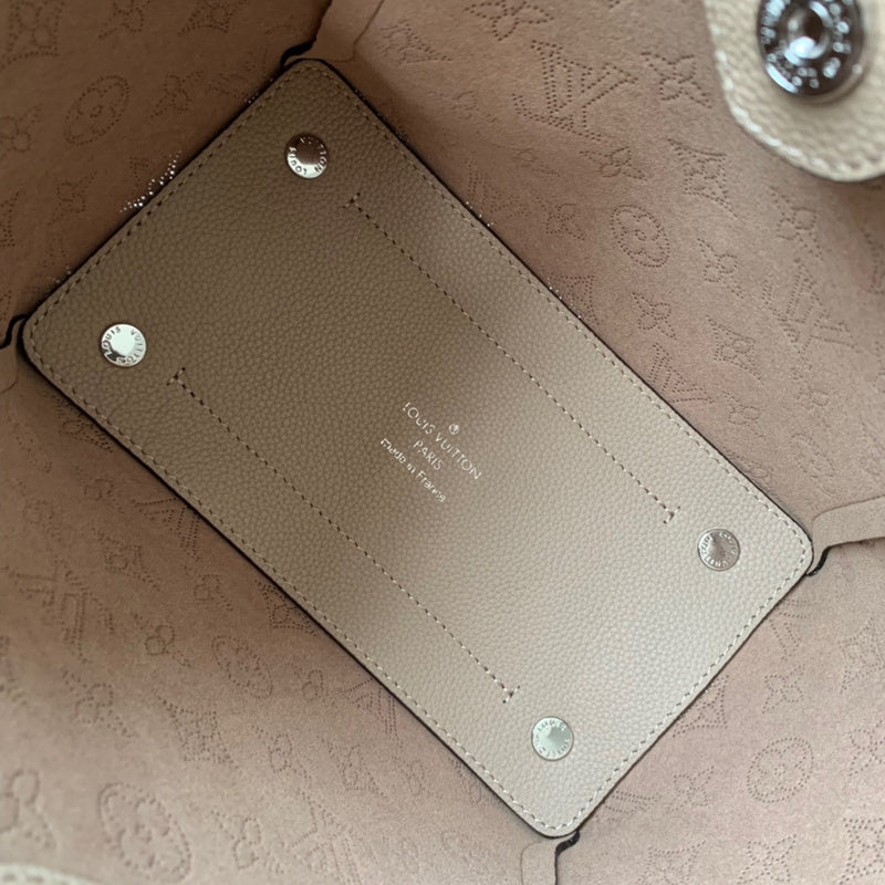 LOV2 Bags - Luxurious Bags  992