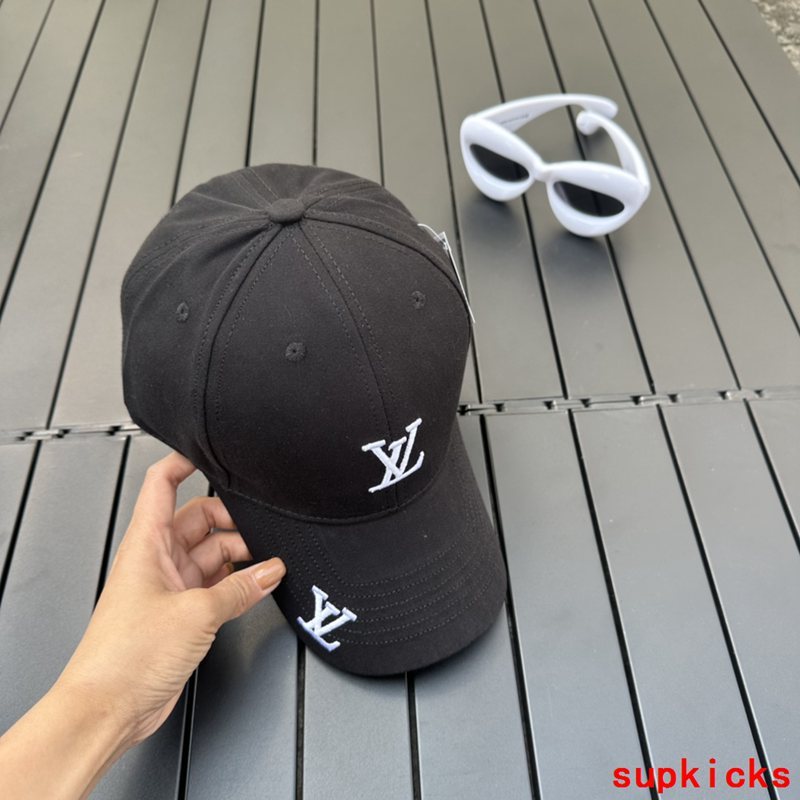 Louis Vuitton Luxury Cap